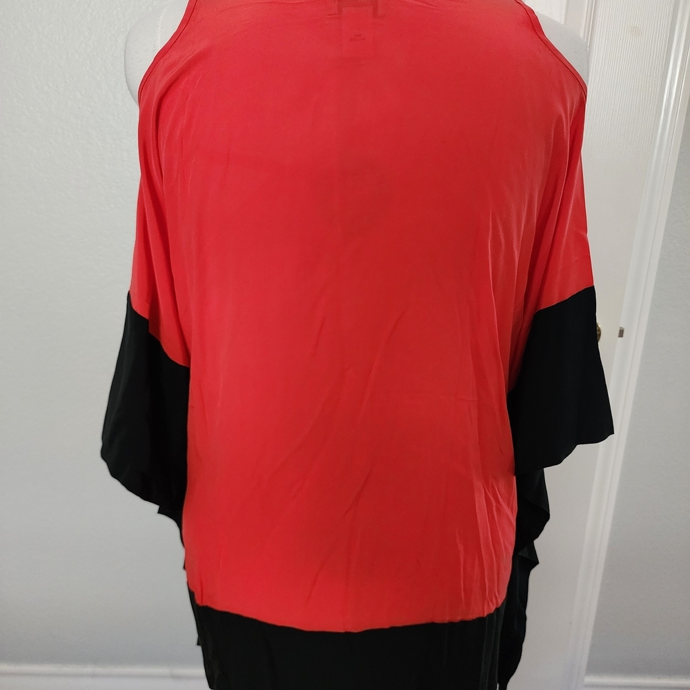 Neiman Marcus Red and Black Tunic Top - Picture 4 of 5